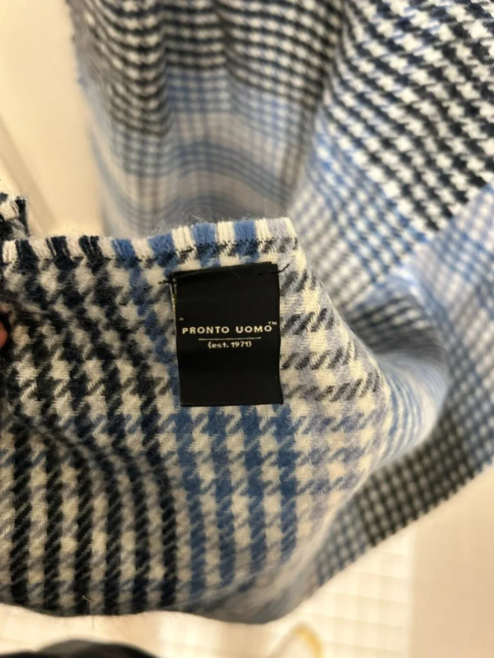Pronto Uomo never worn